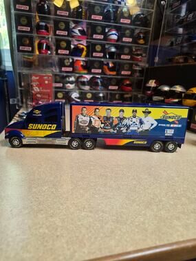 Sunoco 2004 Inaugural Year NASCAR Hauler 1:64 w/ Pit Car & Diorama Sound
